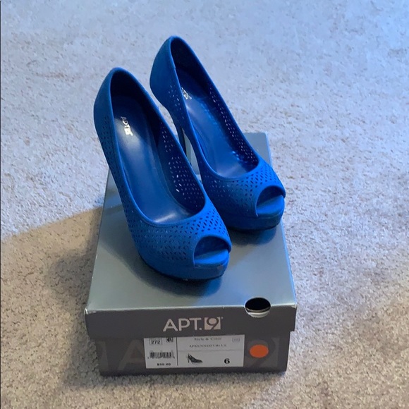 Apt 9 platform heels - Picture 1 of 5
